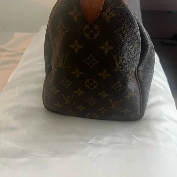 Louis Vuitton Speedy 30 Bag - Picture 2 of 13